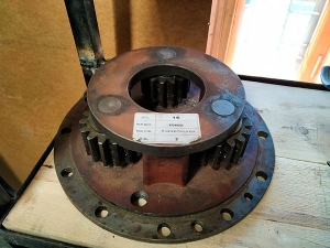 Бортовой редуктор XCMG LW300F 83240200