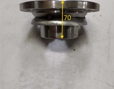 Фланец среднего моста 165mm/ 70mm/ (8шл)/ 8 отв 199012320110